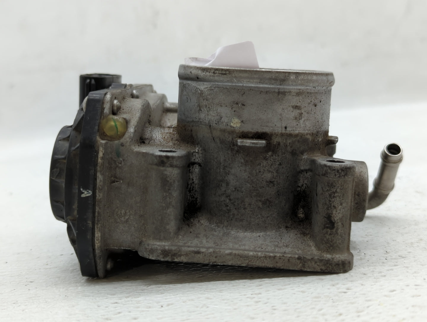 2012-2019 Nissan Versa Throttle Body P/N:3AA50-02 Fits Fits 2012 2013 2014 2015 2016 2017 2018 2019 OEM Used Auto Parts - Oe