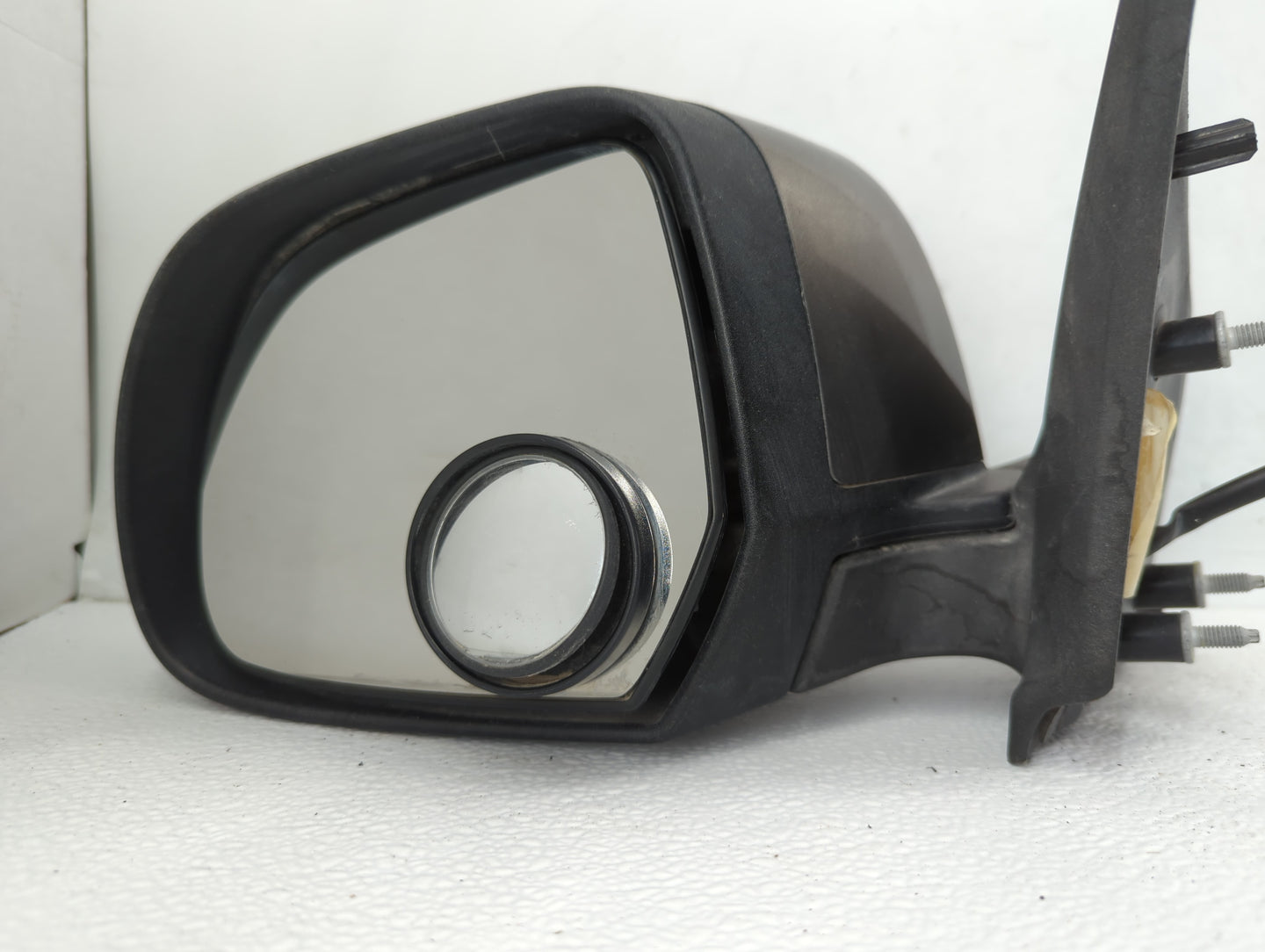 2012-2014 Nissan Versa Driver Side View Mirror - Left Door Mirror OEM Used - Oemusedautoparts1.com