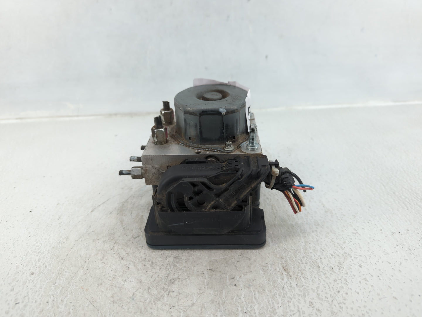 2013 Nissan Versa ABS Pump Control Module Replacement P/N:47660 9KA0A Fits OEM Used Auto Parts - Oemusedautoparts1.com