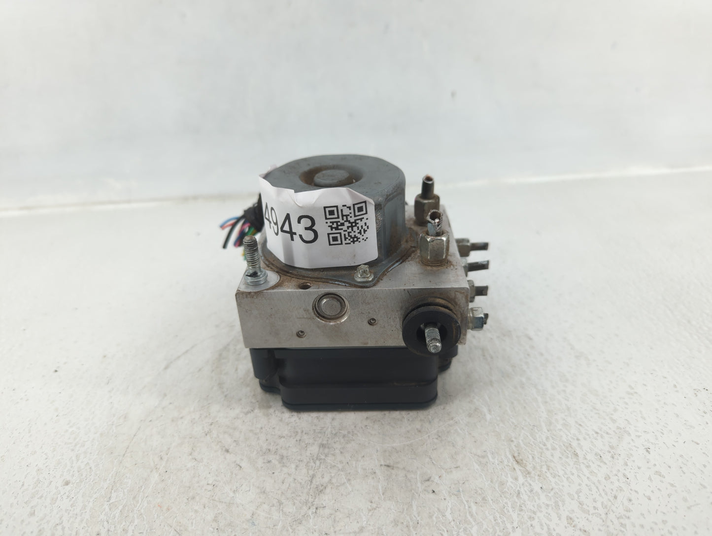 2013 Nissan Versa ABS Pump Control Module Replacement P/N:47660 9KA0A Fits OEM Used Auto Parts - Oemusedautoparts1.com