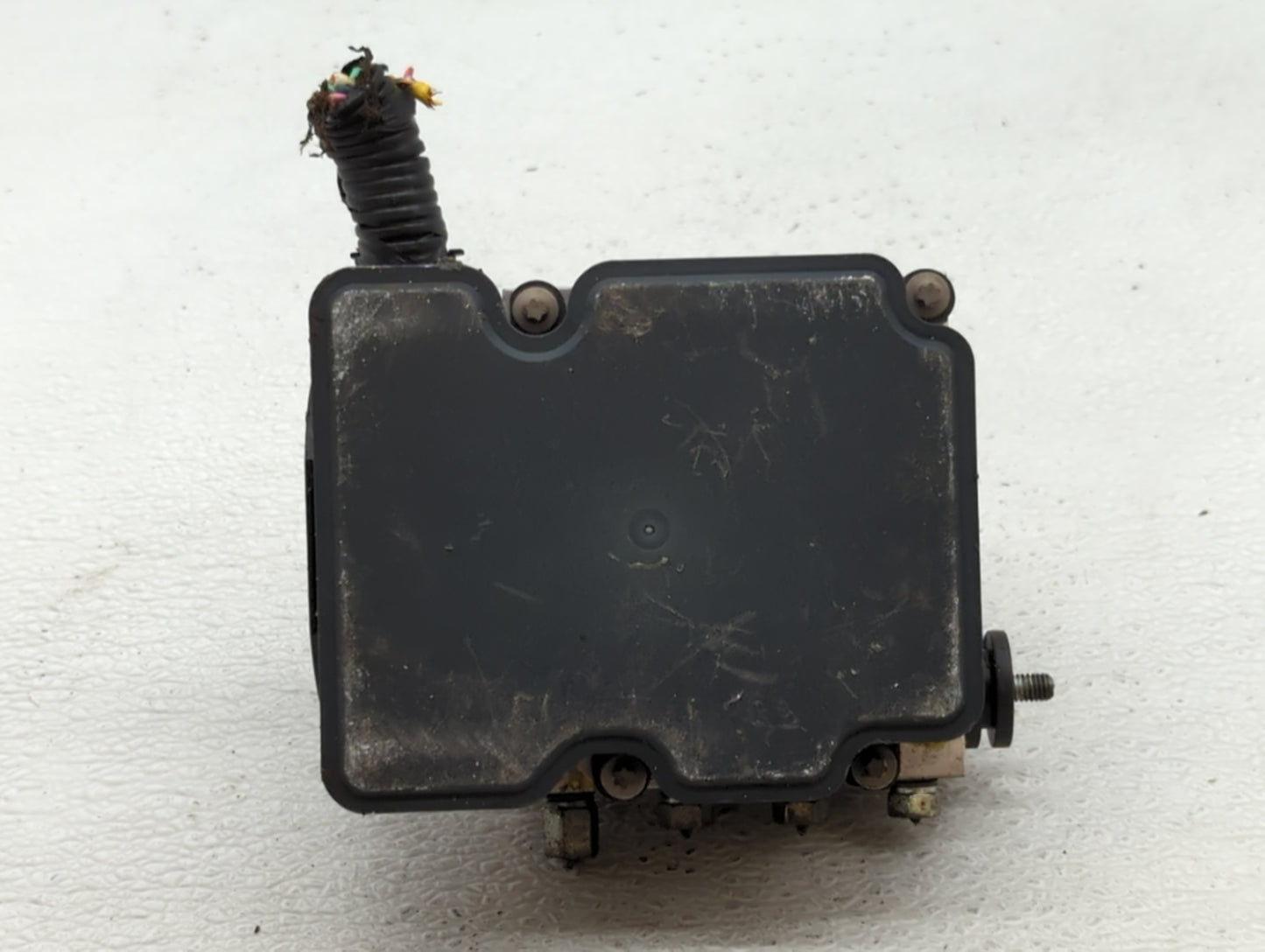 2013 Nissan Versa ABS Pump Control Module Replacement P/N:47660 9KA0A Fits OEM Used Auto Parts - Oemusedautoparts1.com