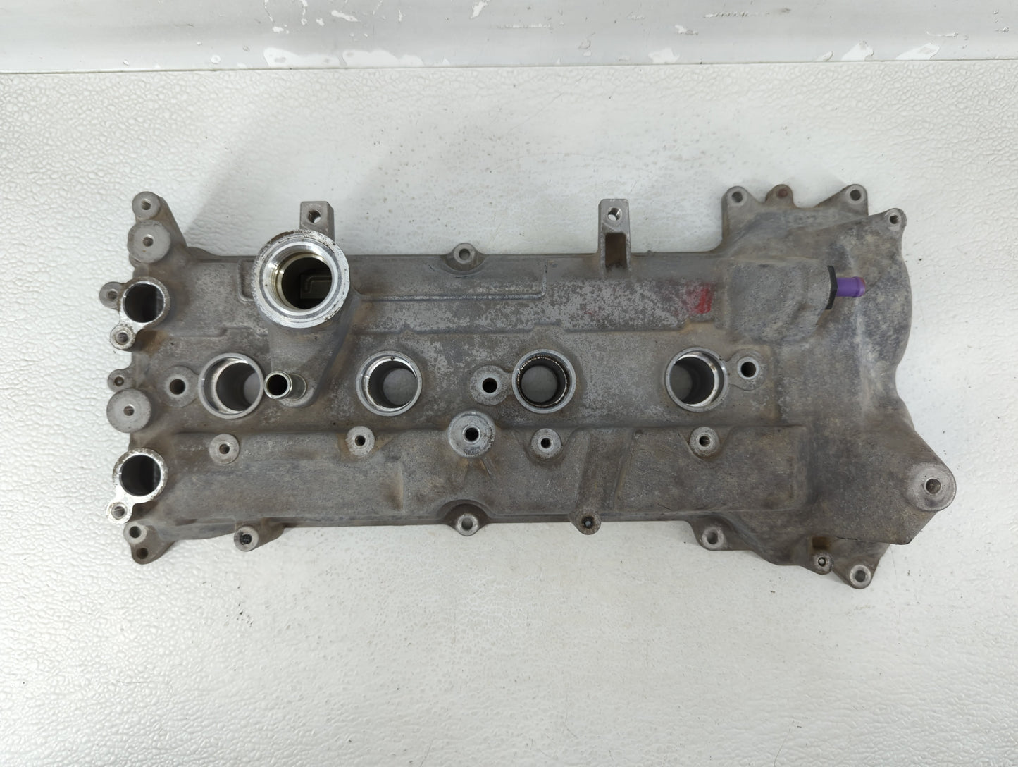 2013 Nissan Versa Engine Cylinder Head Valve Cover - Oemusedautoparts1.com