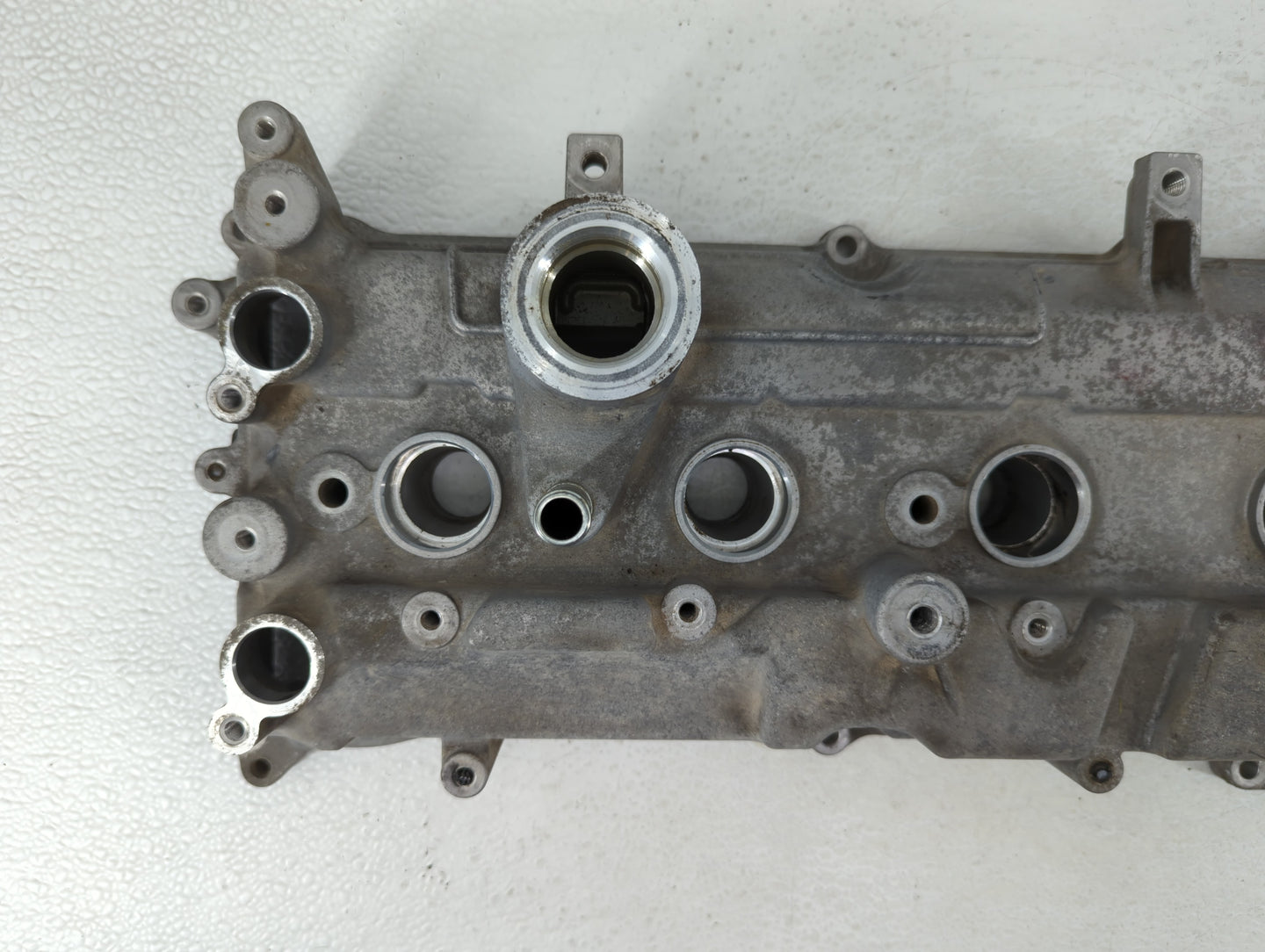 2013 Nissan Versa Engine Cylinder Head Valve Cover - Oemusedautoparts1.com