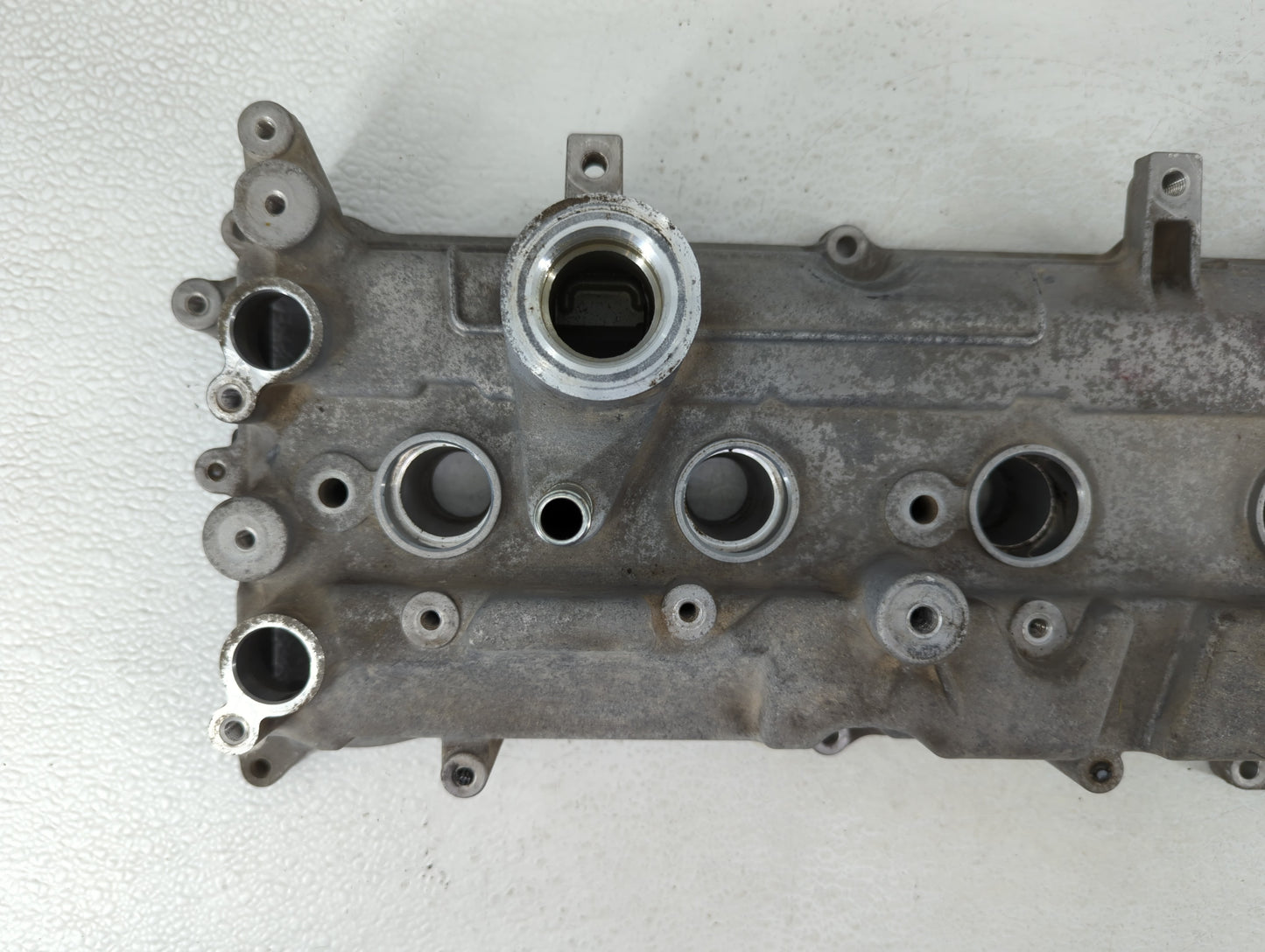 2013 Nissan Versa Engine Cylinder Head Valve Cover - Oemusedautoparts1.com