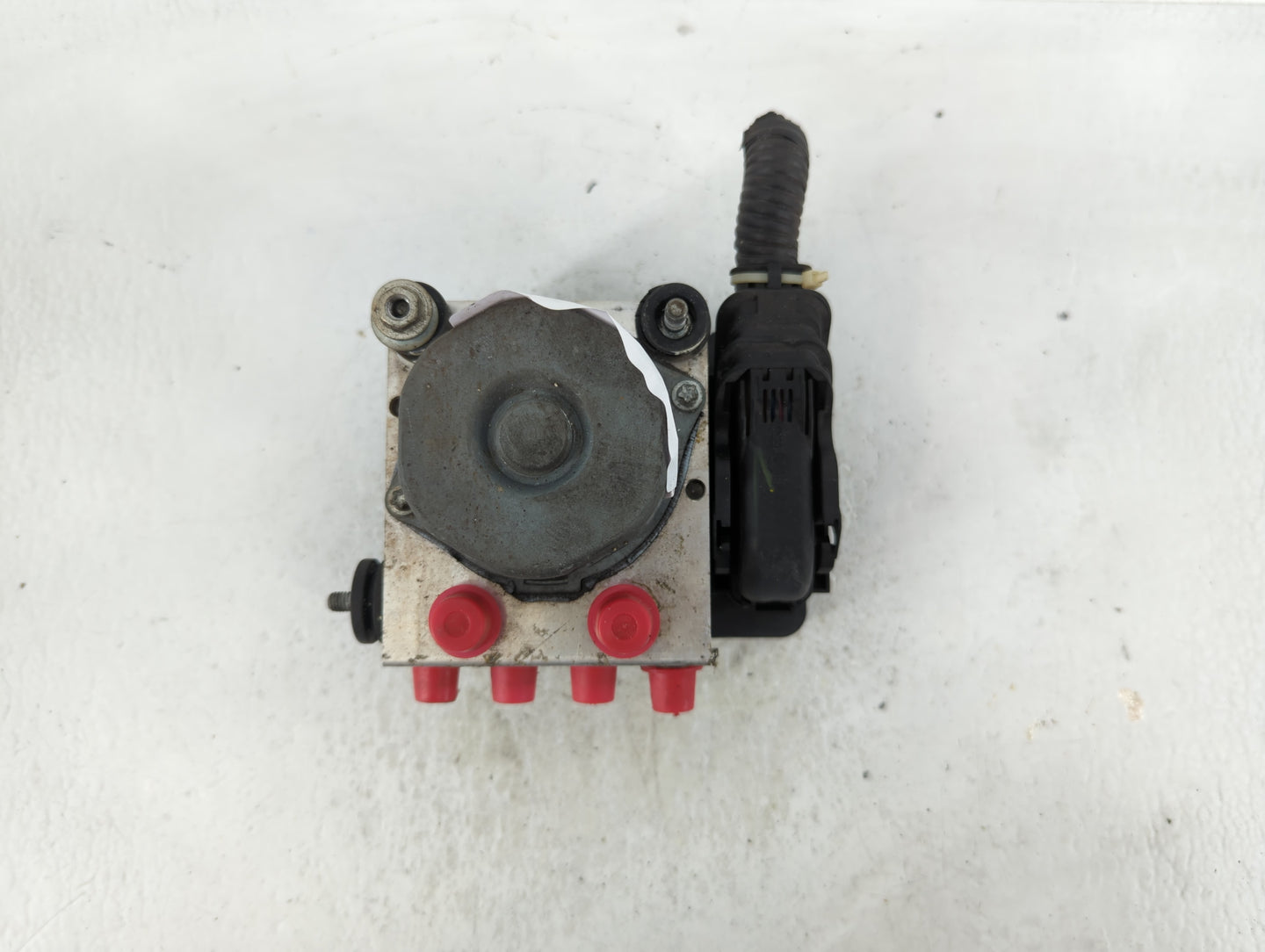 2013 Nissan Versa ABS Pump Control Module Replacement P/N:47660 9KA0A Fits OEM Used Auto Parts - Oemusedautoparts1.com