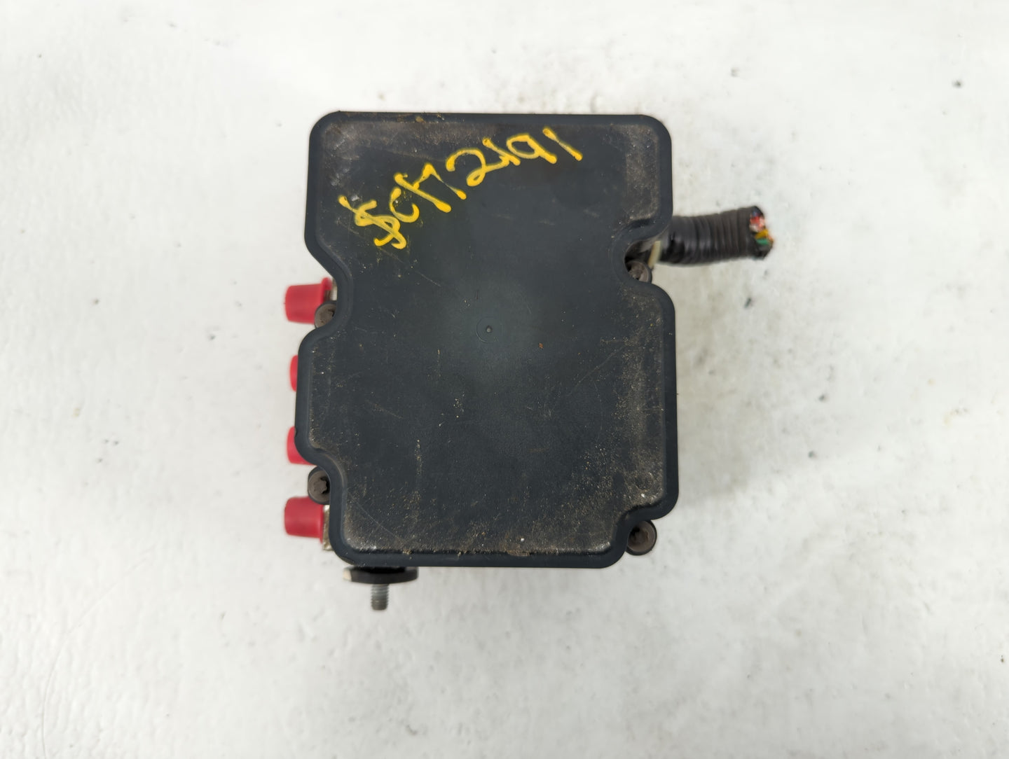 2013 Nissan Versa ABS Pump Control Module Replacement P/N:47660 9KA0A Fits OEM Used Auto Parts - Oemusedautoparts1.com