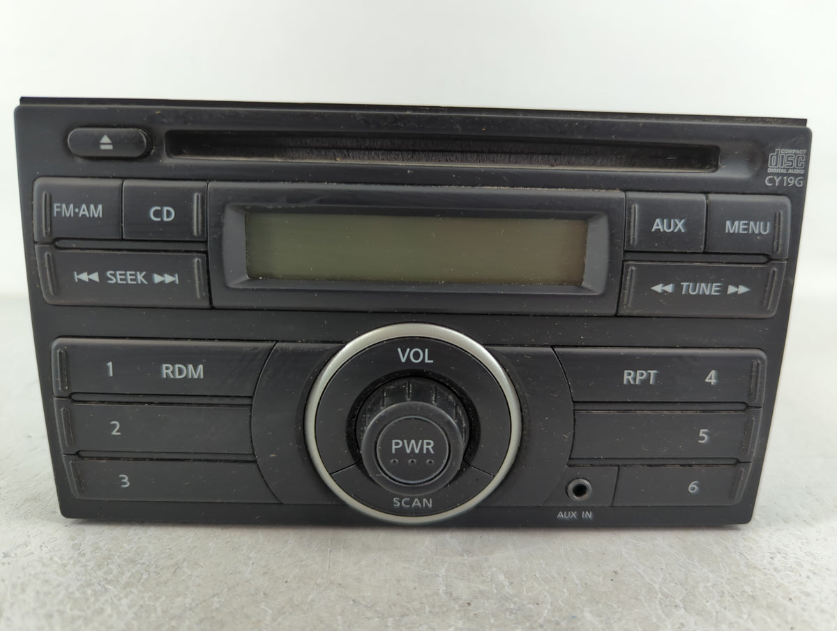 2013-2013 Nissan Versa Am Fm Cd Player Radio Receiver 658720 - Oemusedautoparts1.com