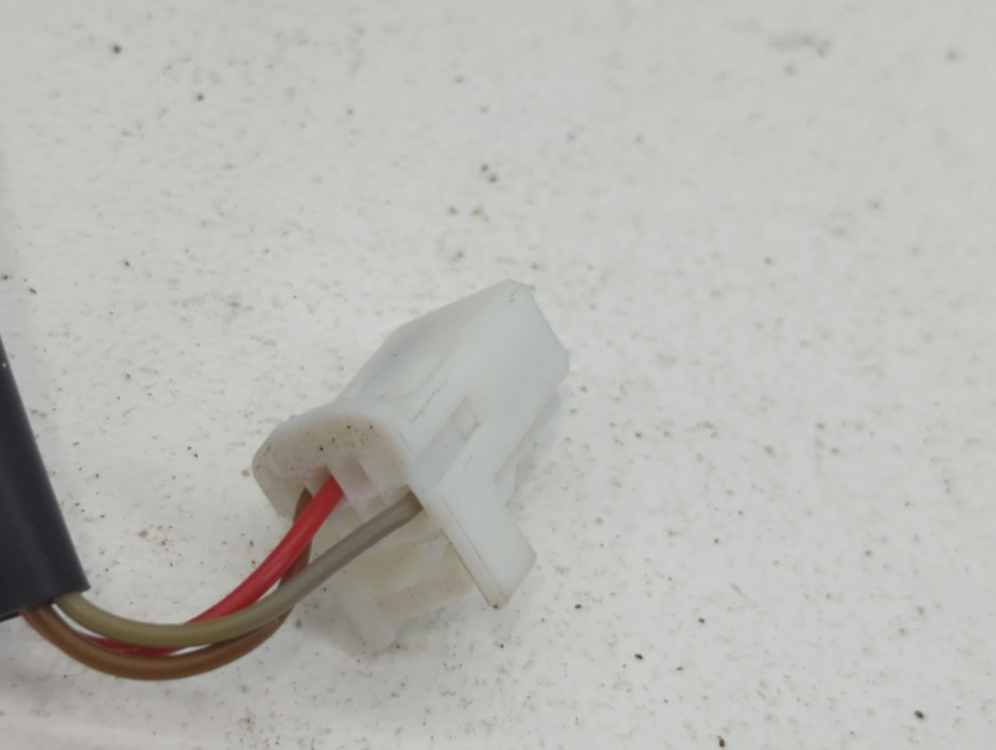 2012-2014 Nissan Versa Driver Side View Mirror - Left Door Mirror OEM Used - Oemusedautoparts1.com