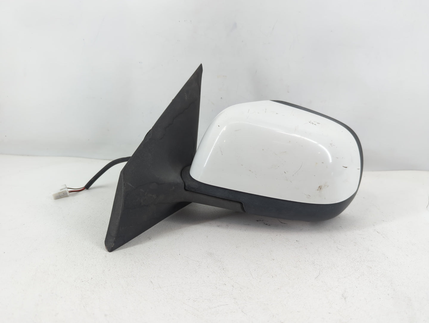 2012-2014 Nissan Versa Driver Side View Mirror - Left Door Mirror OEM Used - Oemusedautoparts1.com