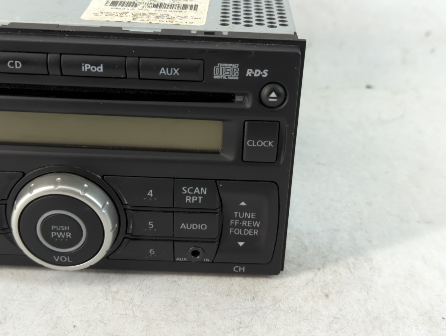 2012-2013 Nissan Versa Radio AM FM Cd Player Receiver Replacement P/N:28185 3AN1A Fits Fits 2012 2013 OEM Used Auto Parts - 
