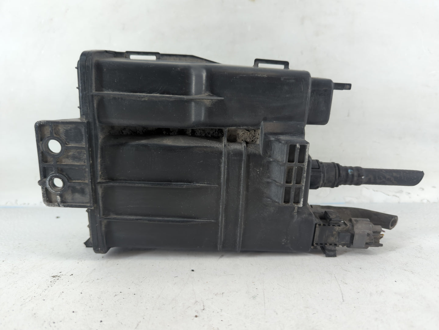 2013 Nissan Versa Fuel Vapor Charcoal Canister - Oemusedautoparts1.com