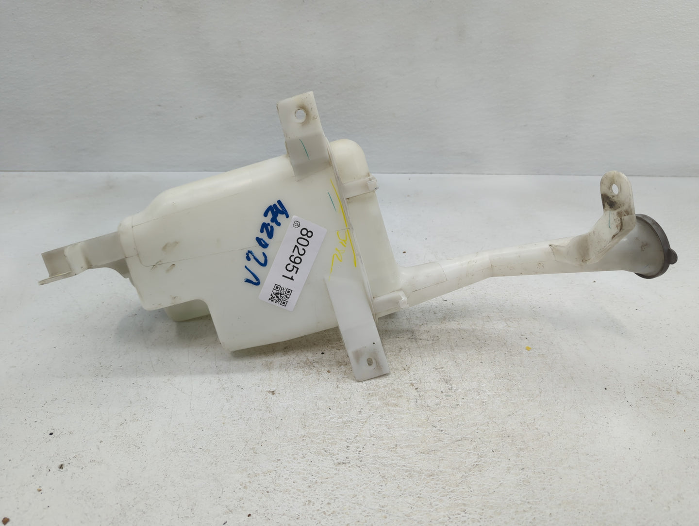 2012-2019 Nissan Versa Windshield Washer Fluid Reservoir Bottle Oem - Oemusedautoparts1.com