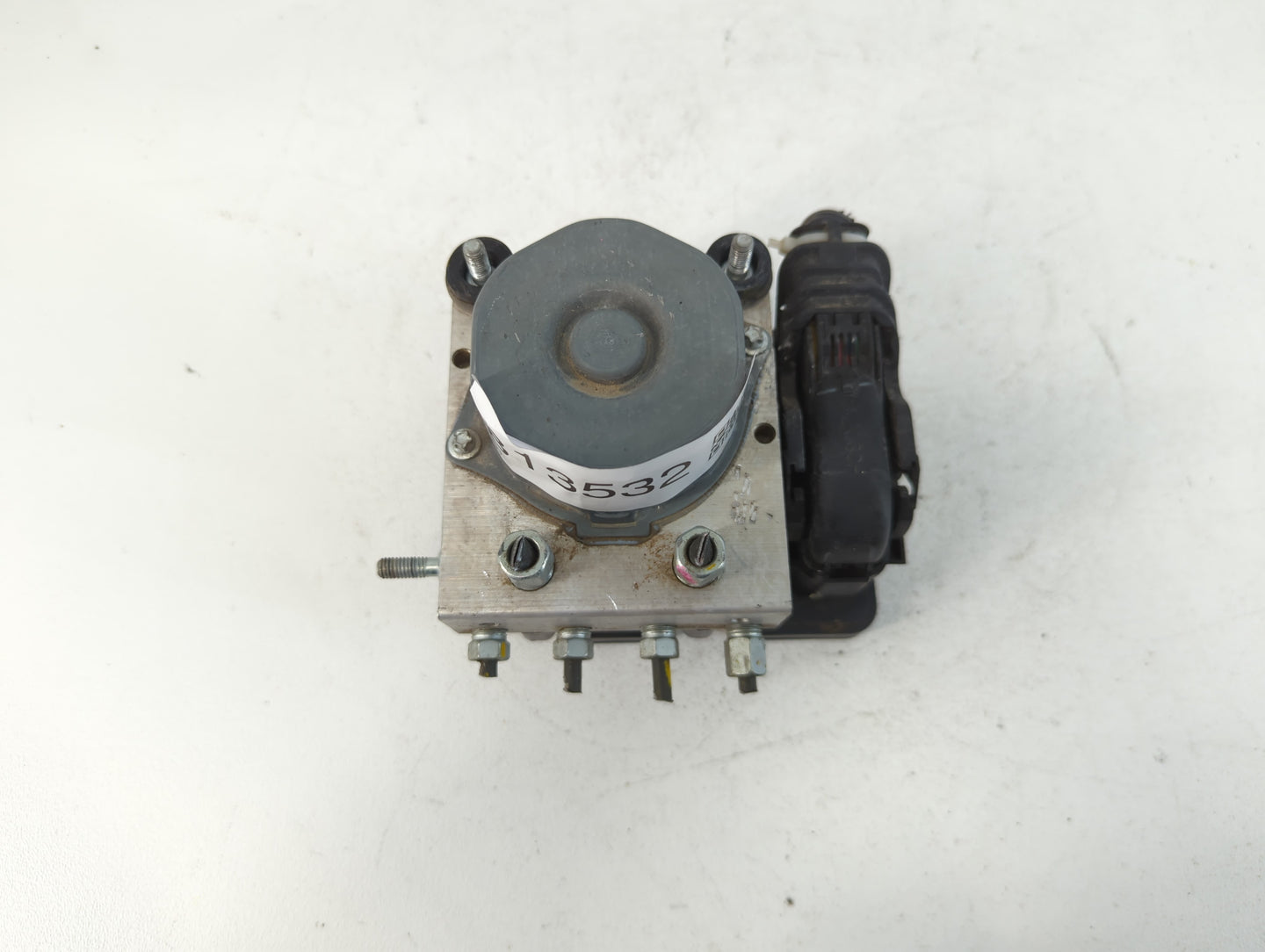 2013 Nissan Versa ABS Pump Control Module Replacement P/N:47660 9KA0A Fits OEM Used Auto Parts - Oemusedautoparts1.com