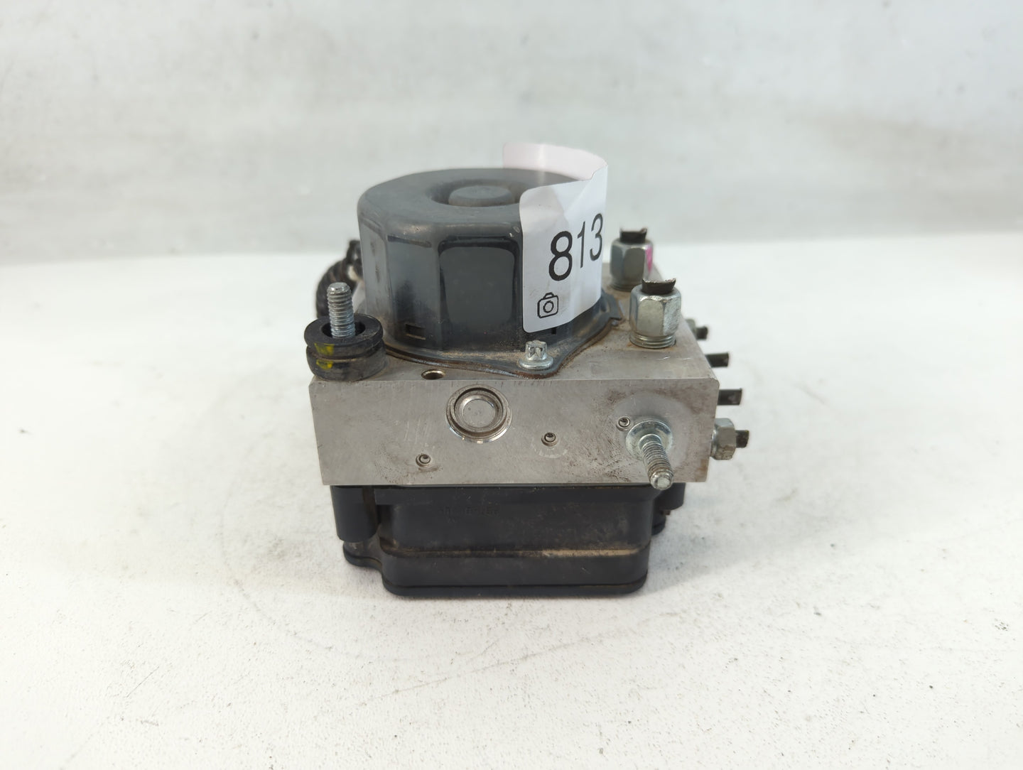 2013 Nissan Versa ABS Pump Control Module Replacement P/N:47660 9KA0A Fits OEM Used Auto Parts - Oemusedautoparts1.com