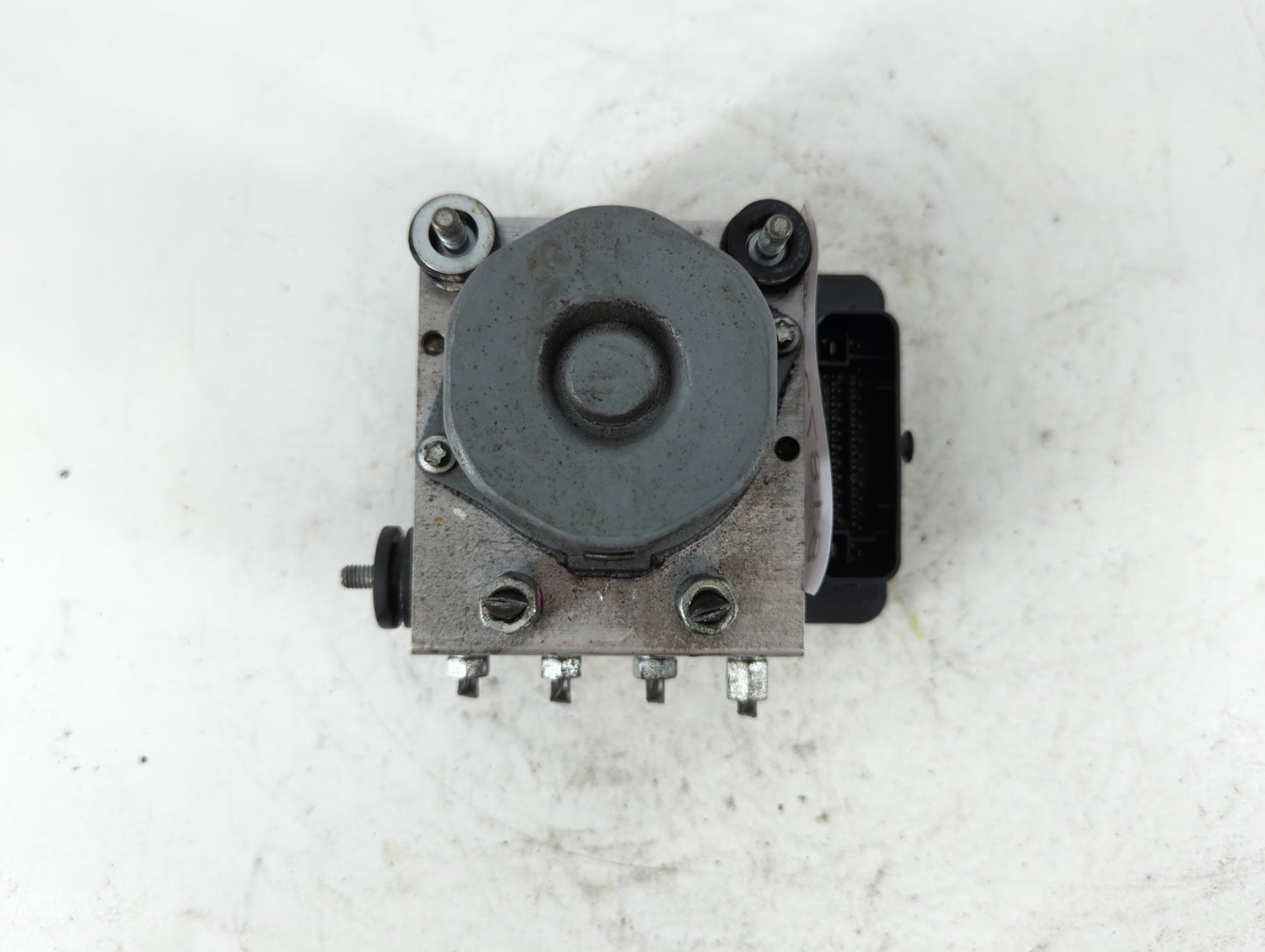 2013 Nissan Versa ABS Pump Control Module Replacement P/N:47660 9KA0A Fits OEM Used Auto Parts - Oemusedautoparts1.com