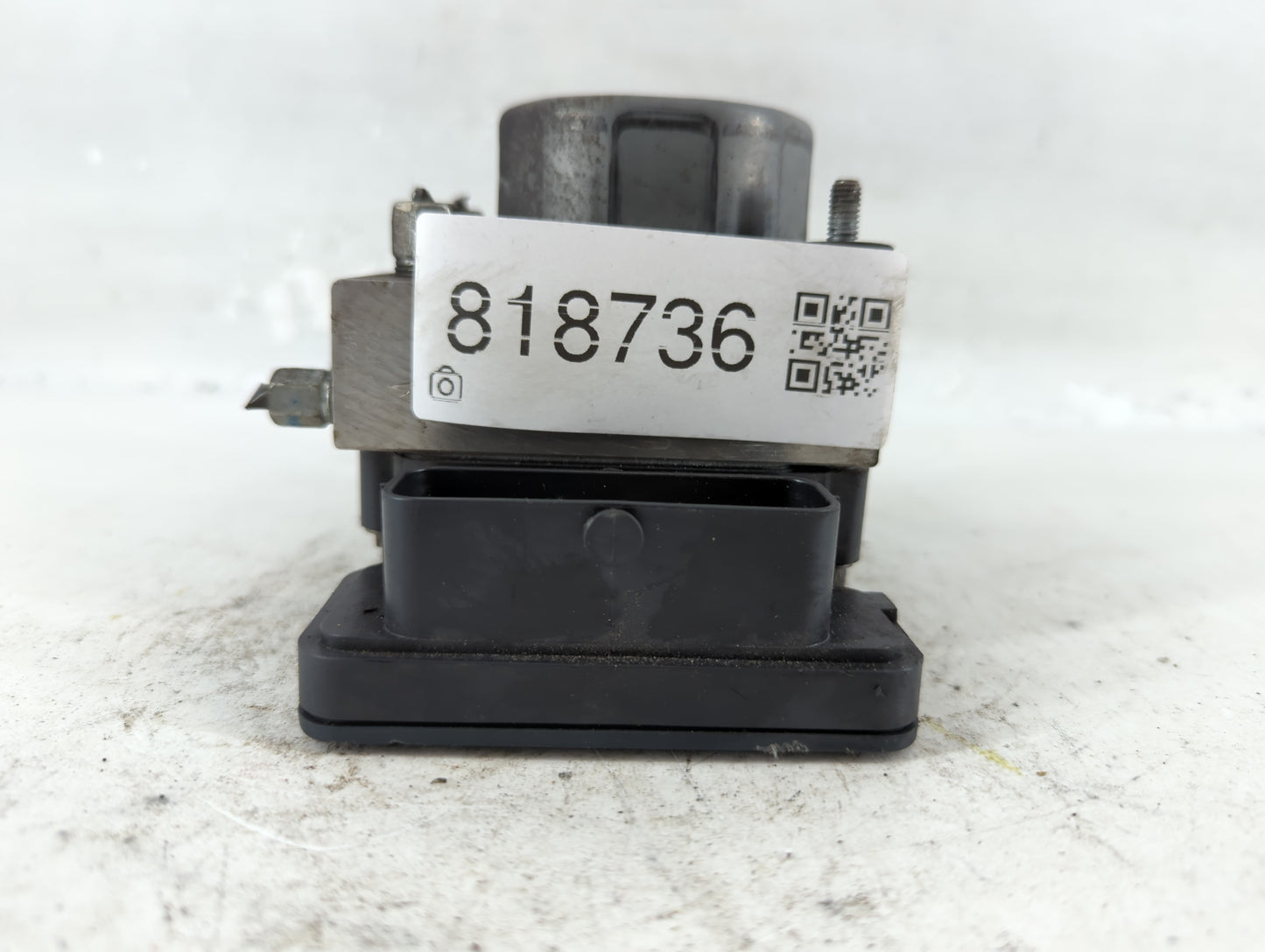 2013 Nissan Versa ABS Pump Control Module Replacement P/N:47660 9KA0A Fits OEM Used Auto Parts - Oemusedautoparts1.com