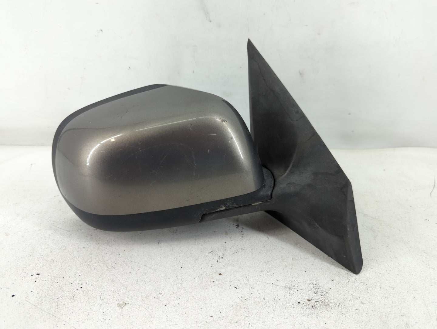 2012-2014 Nissan Versa Passenger Side View Mirror - Right Door Mirror OEM Used - Oemusedautoparts1.com
