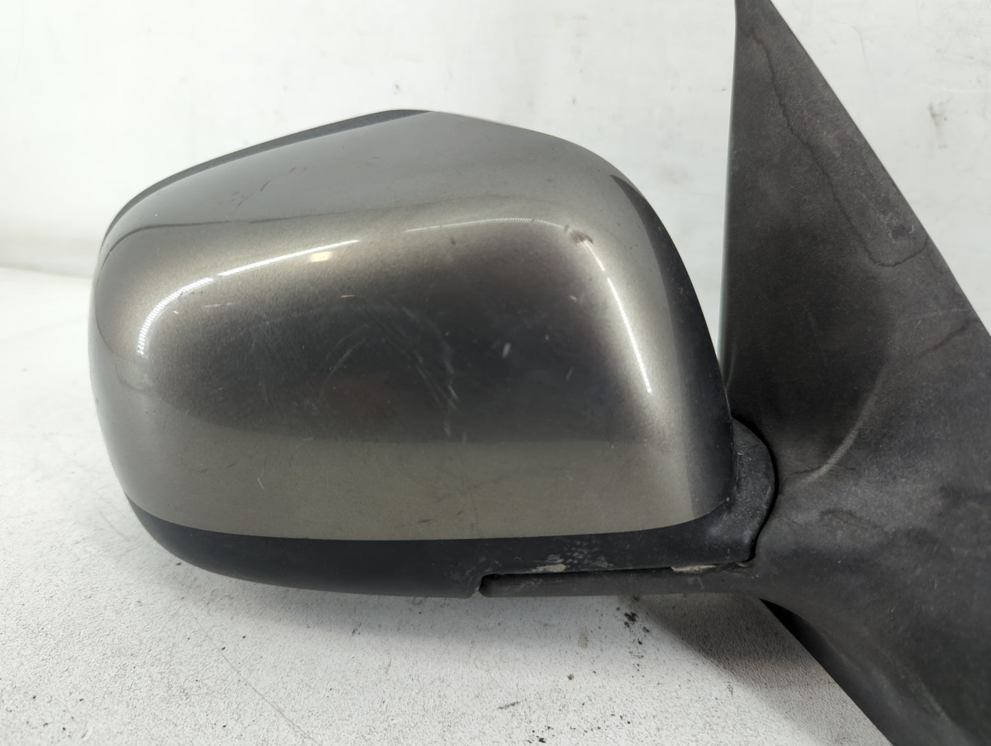2012-2014 Nissan Versa Passenger Side View Mirror - Right Door Mirror OEM Used - Oemusedautoparts1.com