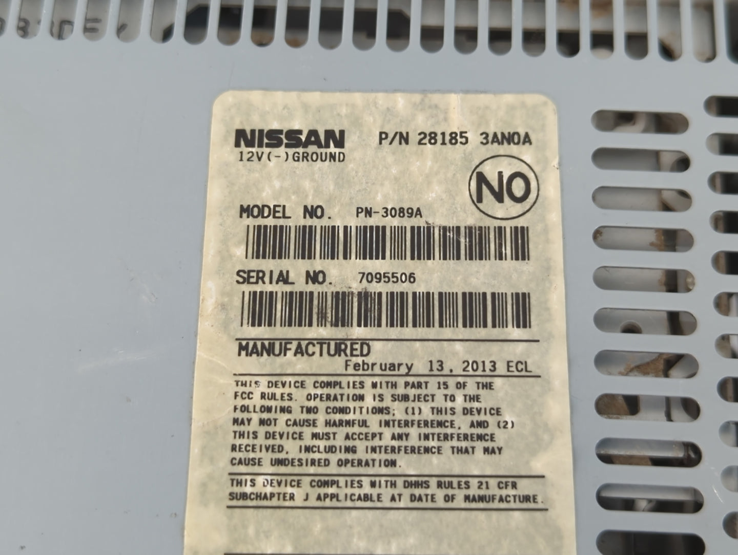 2012-2014 Nissan Versa Radio AM FM Cd Player Receiver Replacement P/N:28185 3AN0A Fits Fits 2012 2013 2014 OEM Used Auto Par