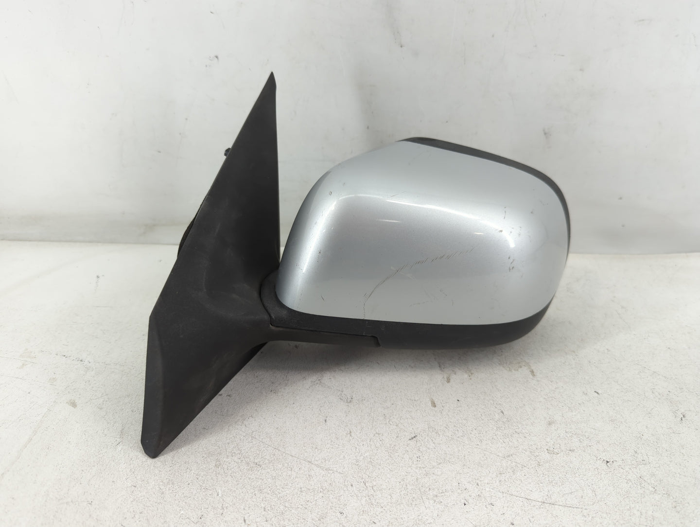 2012-2014 Nissan Versa Driver Side View Mirror - Left Door Mirror OEM Used - Oemusedautoparts1.com