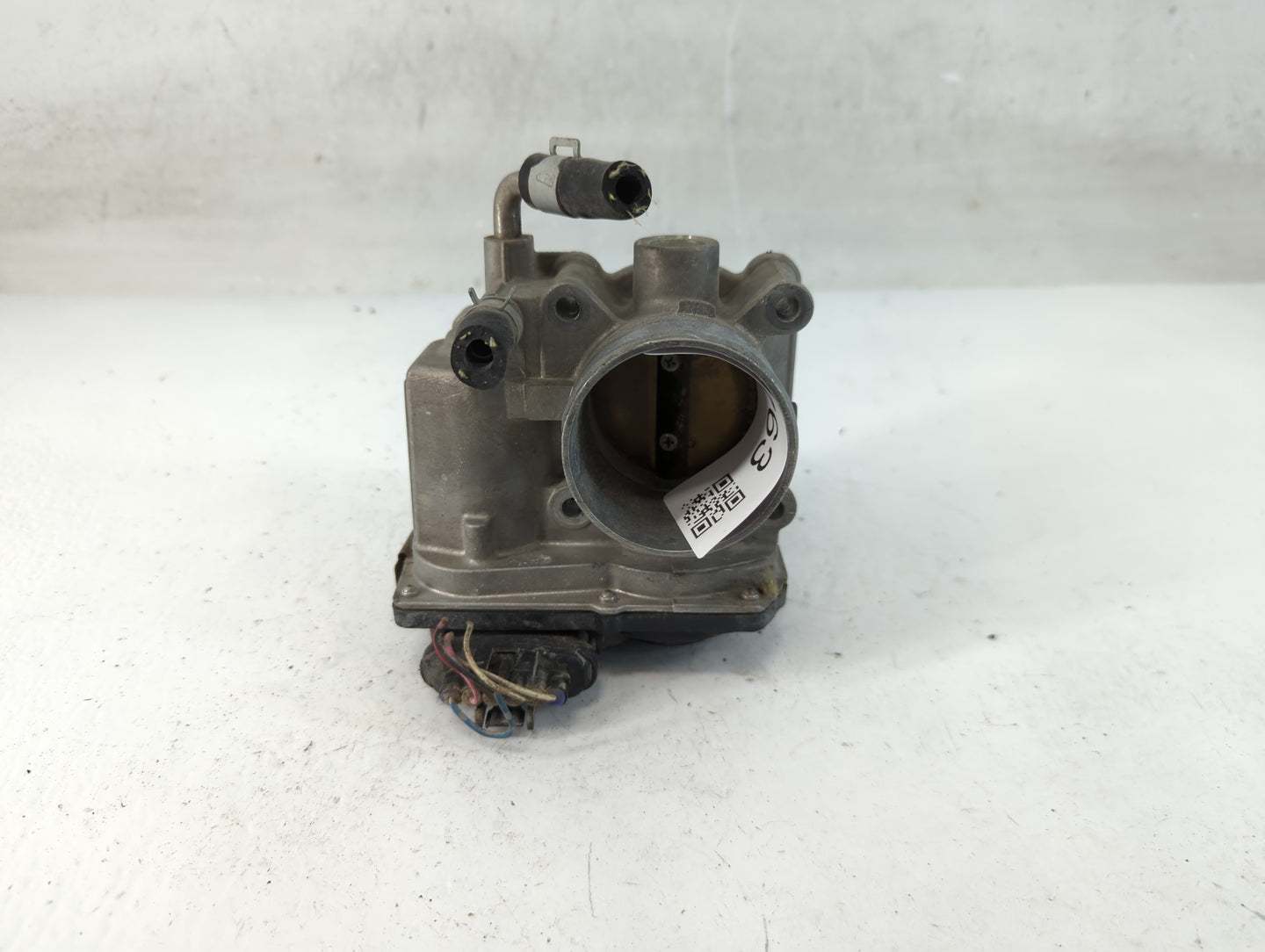 2012-2019 Nissan Versa Throttle Body P/N:3AA50-02 D Fits Fits 2012 2013 2014 2015 2016 2017 2018 2019 OEM Used Auto Parts - 
