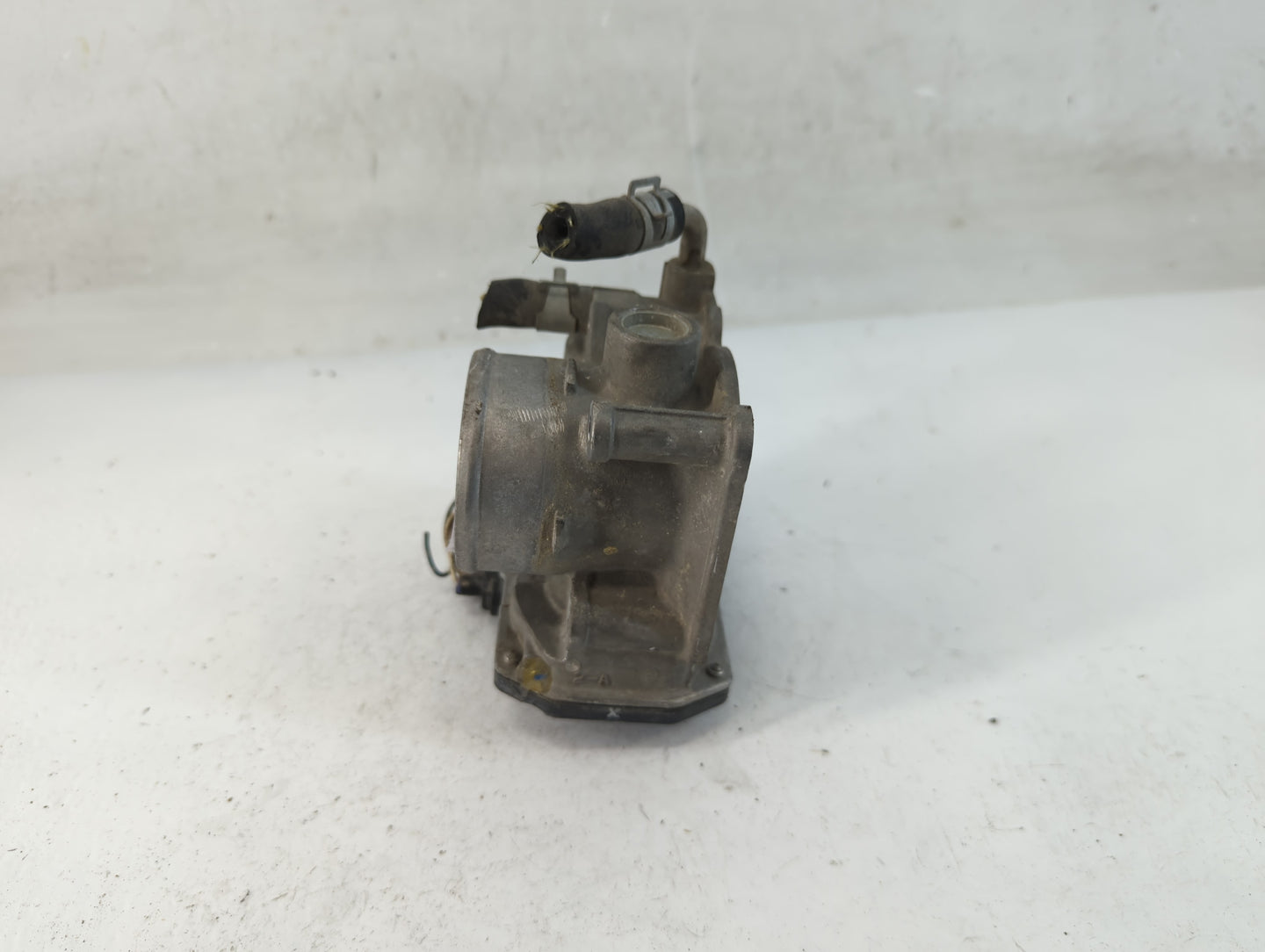2012-2019 Nissan Versa Throttle Body P/N:3AA50-02 D Fits Fits 2012 2013 2014 2015 2016 2017 2018 2019 OEM Used Auto Parts - 