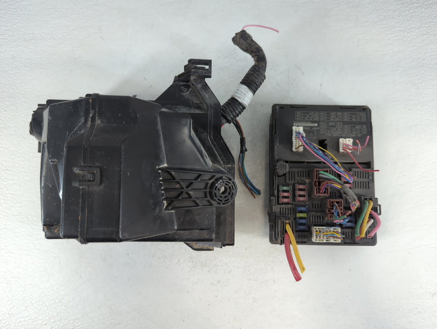 2013-2019 Nissan Versa Fusebox Fuse Box Panel Relay Module P/N:284B7 1HR0C Fits Fits 2013 2014 2015 2016 2017 2018 2019 OEM 