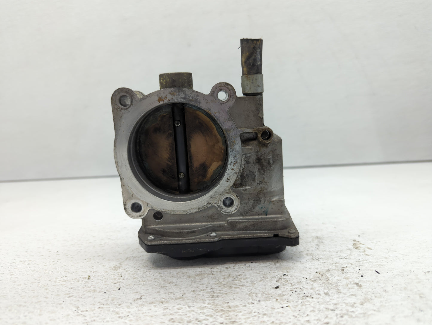 2013-2015 Nissan Xterra Throttle Body P/N:16119 7S01 Fits Fits 2012 2013 2014 2015 2016 2017 2018 2019 2020 OEM Used Auto Pa