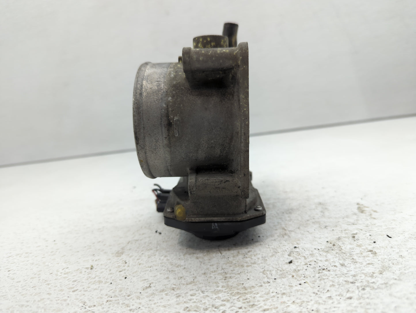 2013-2015 Nissan Xterra Throttle Body P/N:16119 7S01 Fits Fits 2012 2013 2014 2015 2016 2017 2018 2019 2020 OEM Used Auto Pa