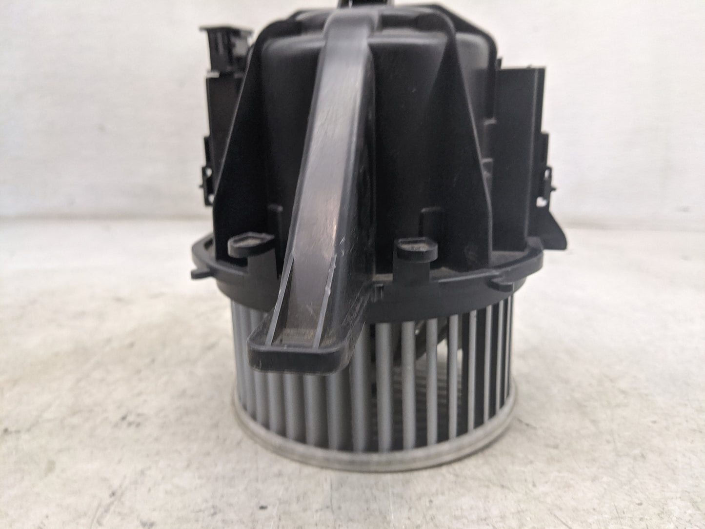 2012-2016 Porsche 911 Heater AC Blower Motor Fits Fits 2012 2013 2014 2015 2016 OEM Used Auto Parts - Oemusedautoparts1.com