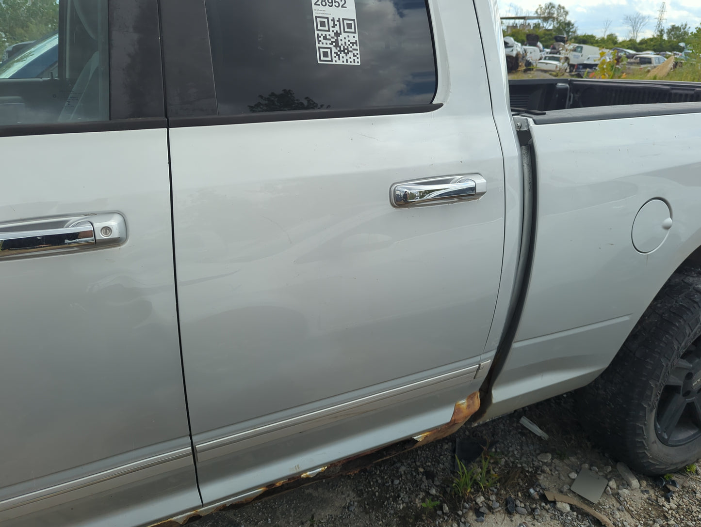 2011-2022 Ram 1500 Driver Rear Door Oem 1131012 - Oemusedautoparts1.com