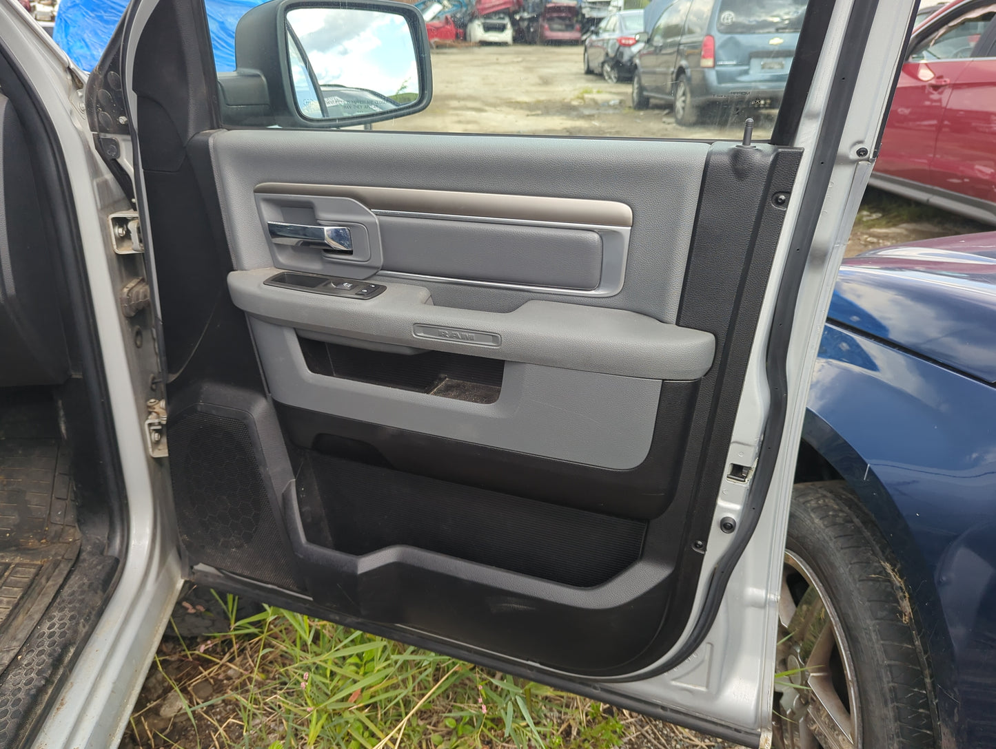 2013 Ram 1500 Front Right Passenger Interior Door Panel Trim 1131079 - Oemusedautoparts1.com