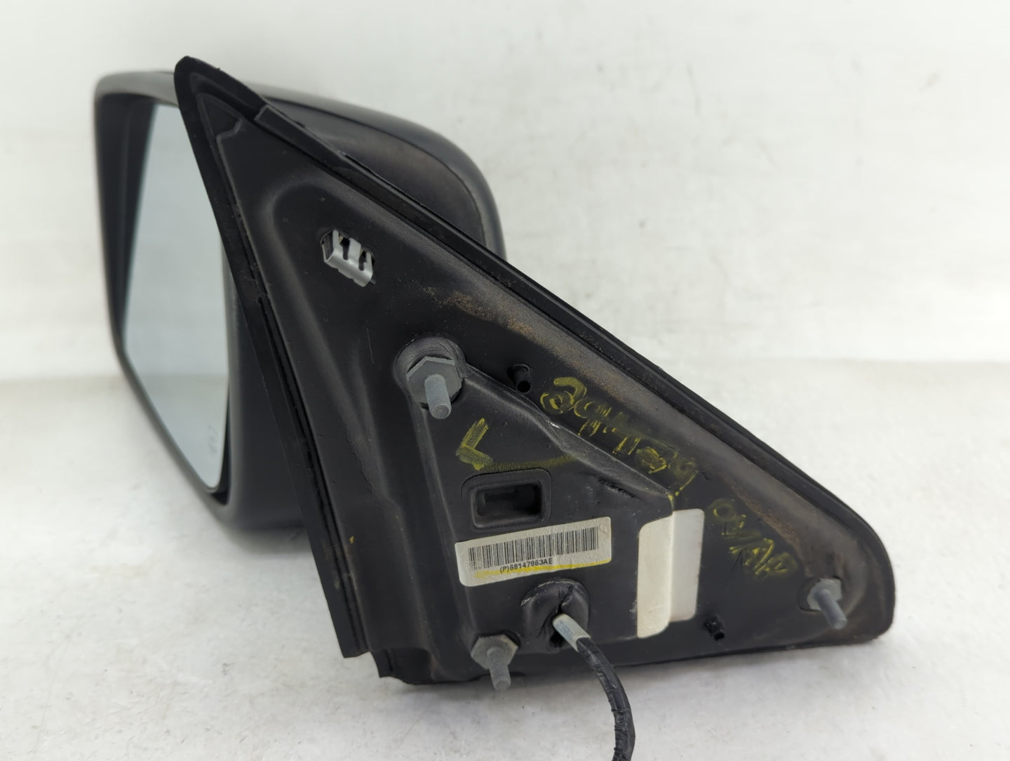 2013 Ram 1500 Driver Side View Mirror - Left Door Mirror OEM Used - Oemusedautoparts1.com