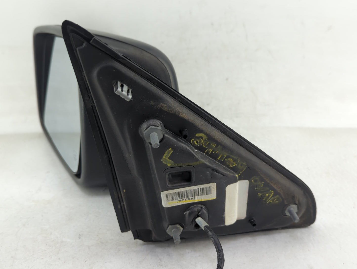 2013 Ram 1500 Driver Side View Mirror - Left Door Mirror OEM Used - Oemusedautoparts1.com