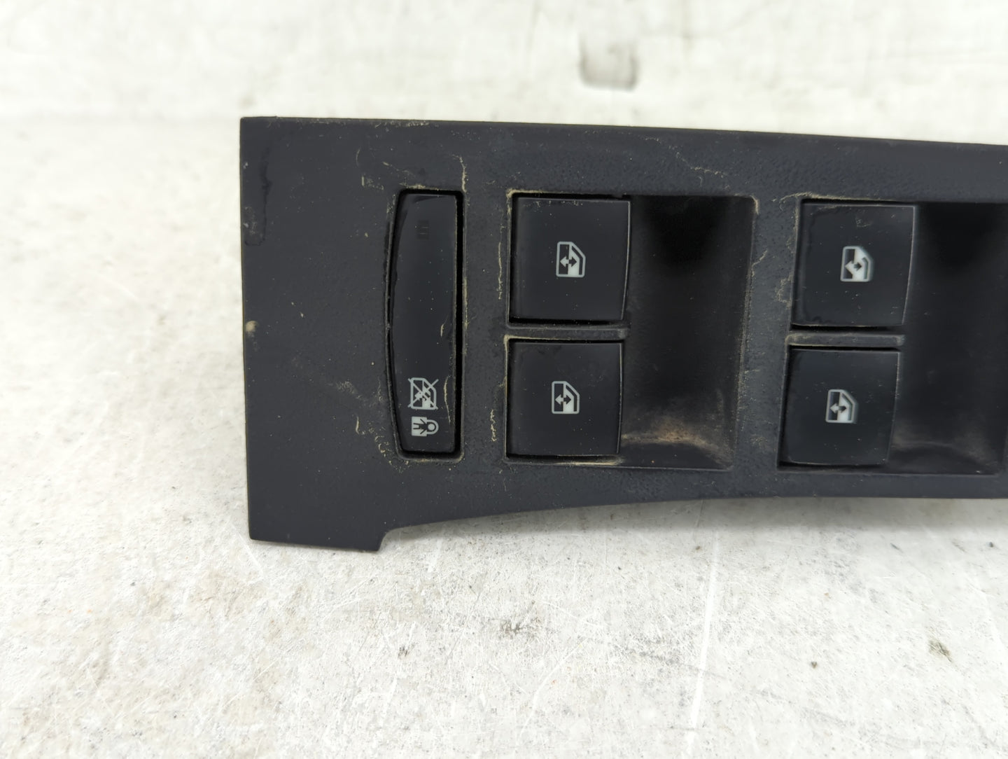 2013 Ram 1500 Master Power Window Switch Replacement Driver Side Left P/N:22923492 Fits OEM Used Auto Parts - Oemusedautopar