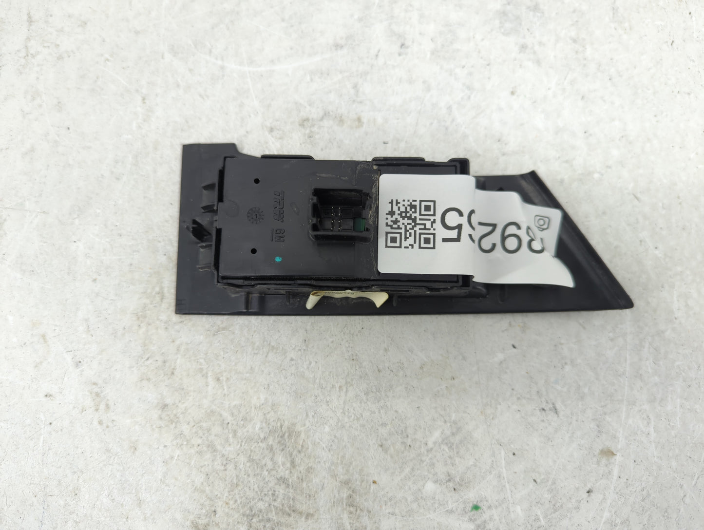 2013 Ram 1500 Master Power Window Switch Replacement Driver Side Left P/N:22923492 Fits OEM Used Auto Parts - Oemusedautopar