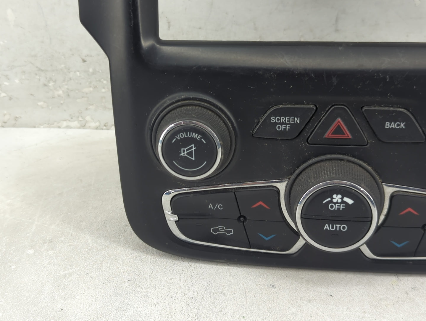 2013-2022 Ram 1500 Climate Control Module Temperature AC/Heater Replacement P/N:1UJ97DX9AE Fits OEM Used Auto Parts - Oemuse