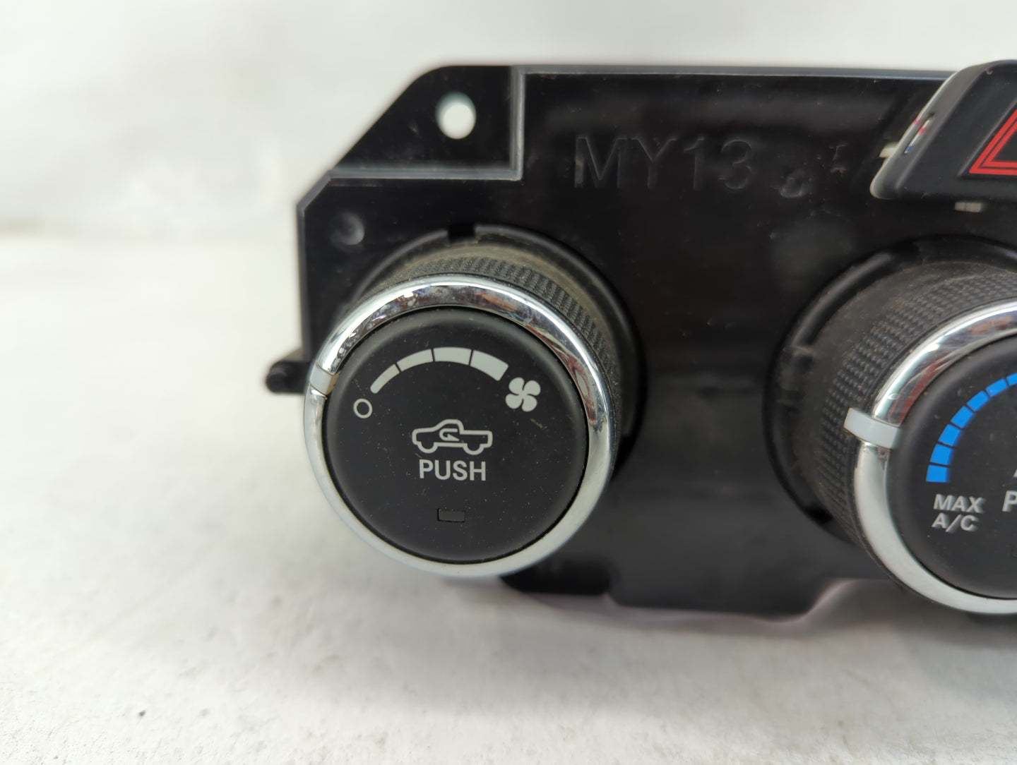 2013-2022 Ram 1500 Climate Control Module Temperature AC/Heater Replacement P/N:P68105021AF Fits OEM Used Auto Parts - Oemus