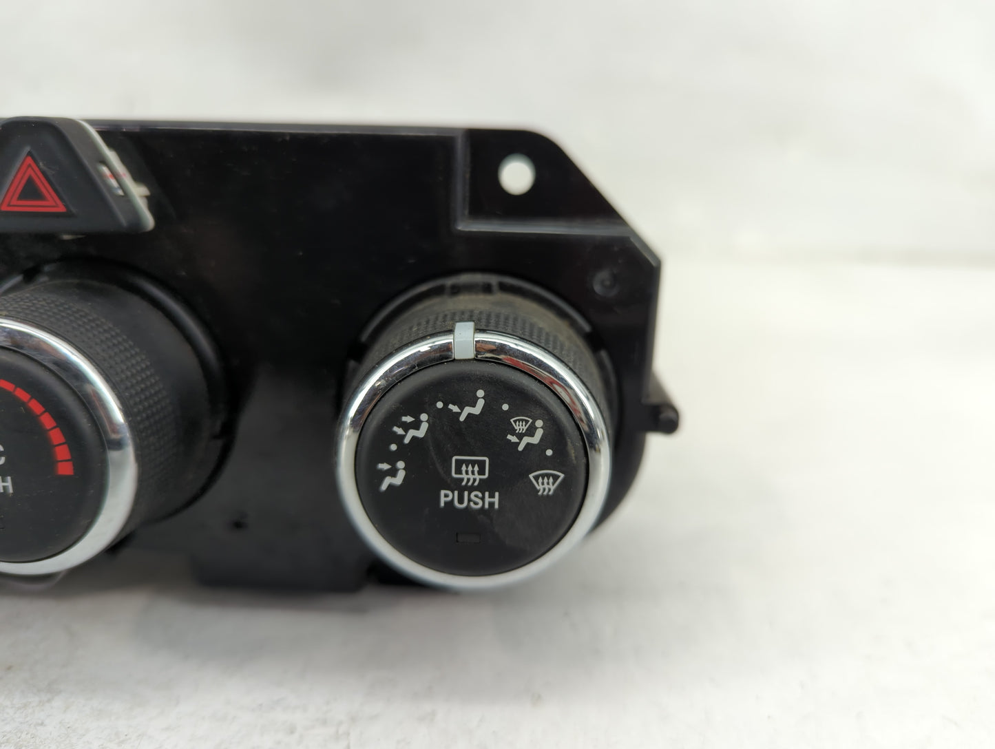 2013-2022 Ram 1500 Climate Control Module Temperature AC/Heater Replacement P/N:P68105021AF Fits OEM Used Auto Parts - Oemus
