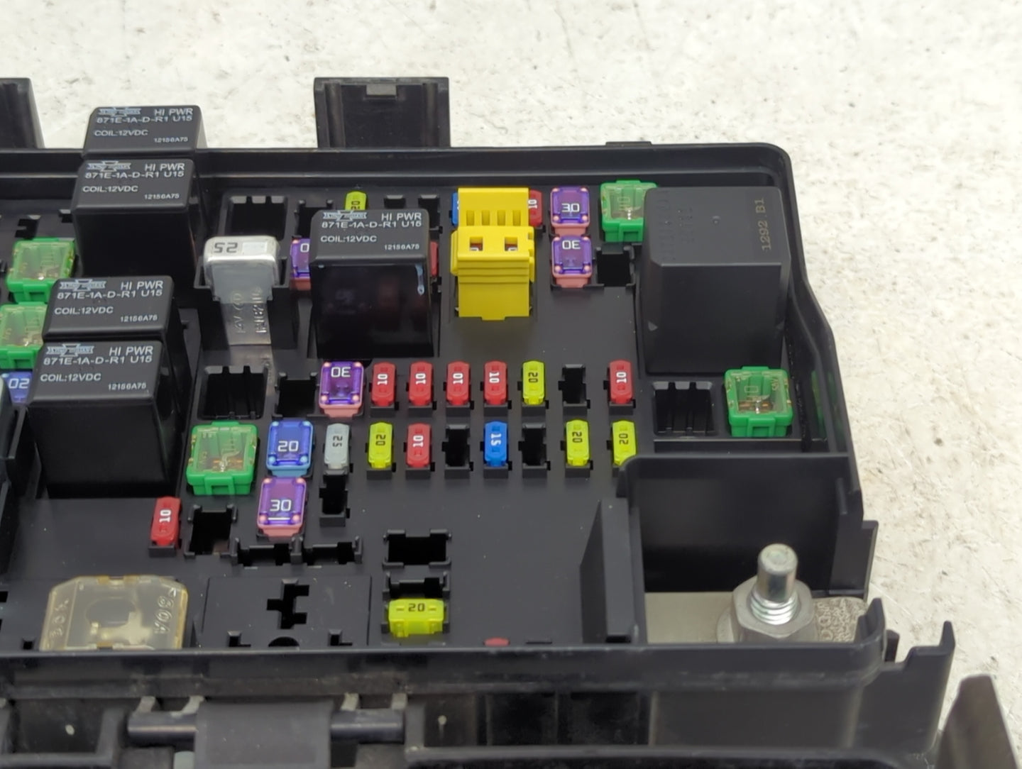 2013 Ram 1500 Fusebox Fuse Box Panel Relay Module P/N:P68192083AC Fits OEM Used Auto Parts - Oemusedautoparts1.com