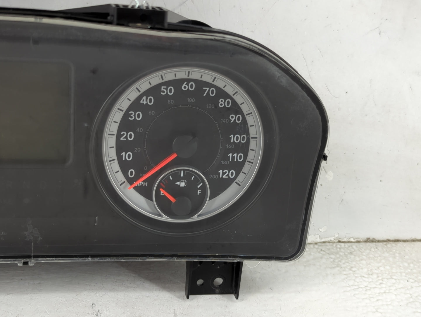 2013 Ram 1500 Instrument Cluster Speedometer Gauges P/N:P56046540AI A2C34652404, TB8QI148355642 Miles: Fits OEM Used Auto Pa