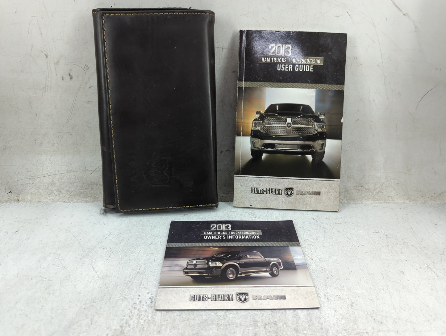 2013 Ram 1500 Owners Manual Book Guide P/N:13D241-926-AA OEM Used Auto Parts - Oemusedautoparts1.com