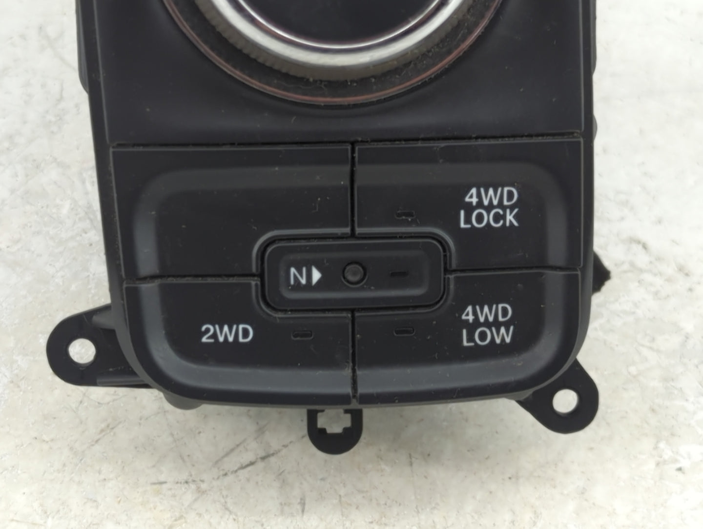 2013 Ram 1500 Floor Console Assembly Shifter - Oemusedautoparts1.com