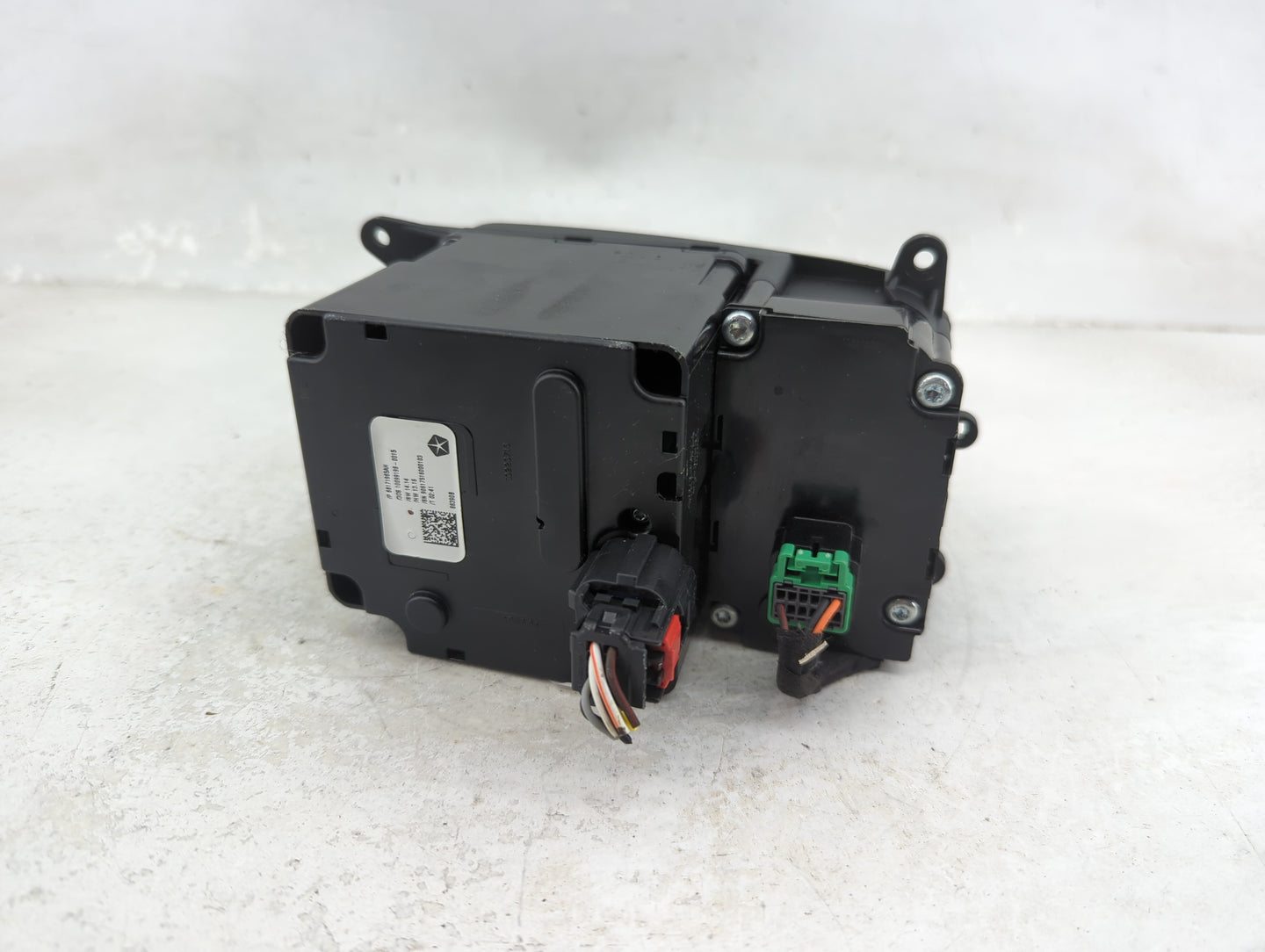 2013 Ram 1500 Floor Console Assembly Shifter - Oemusedautoparts1.com