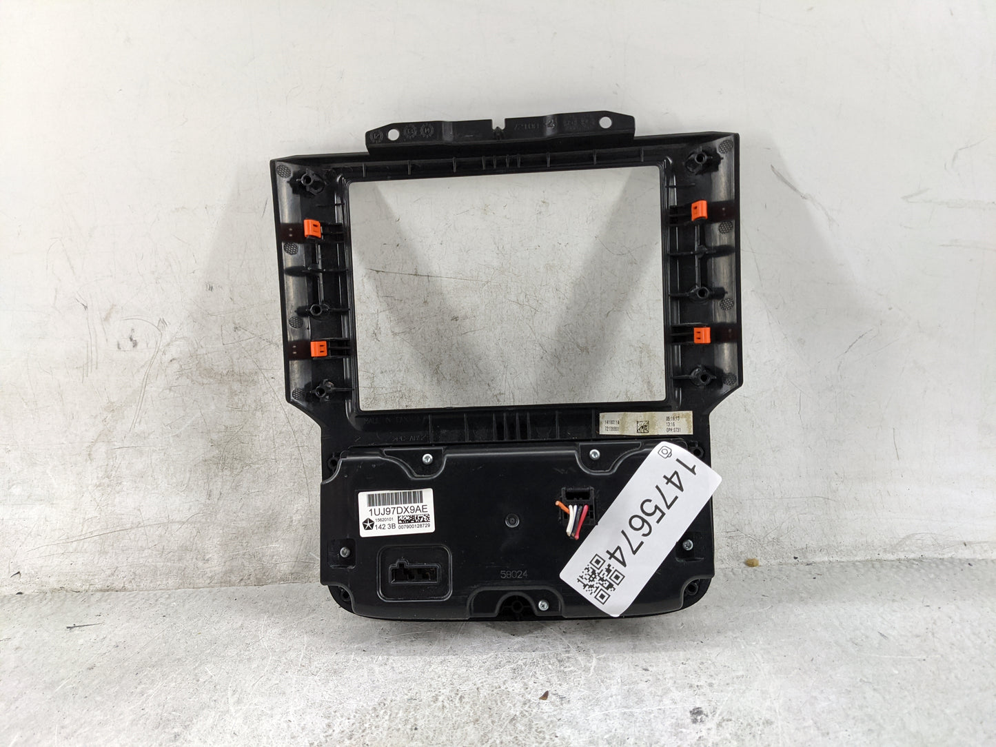 2013-2022 Ram 1500 Climate Control Module Temperature AC/Heater Replacement P/N:1UJ97DX9AE 15620101 Fits OEM Used Auto Parts