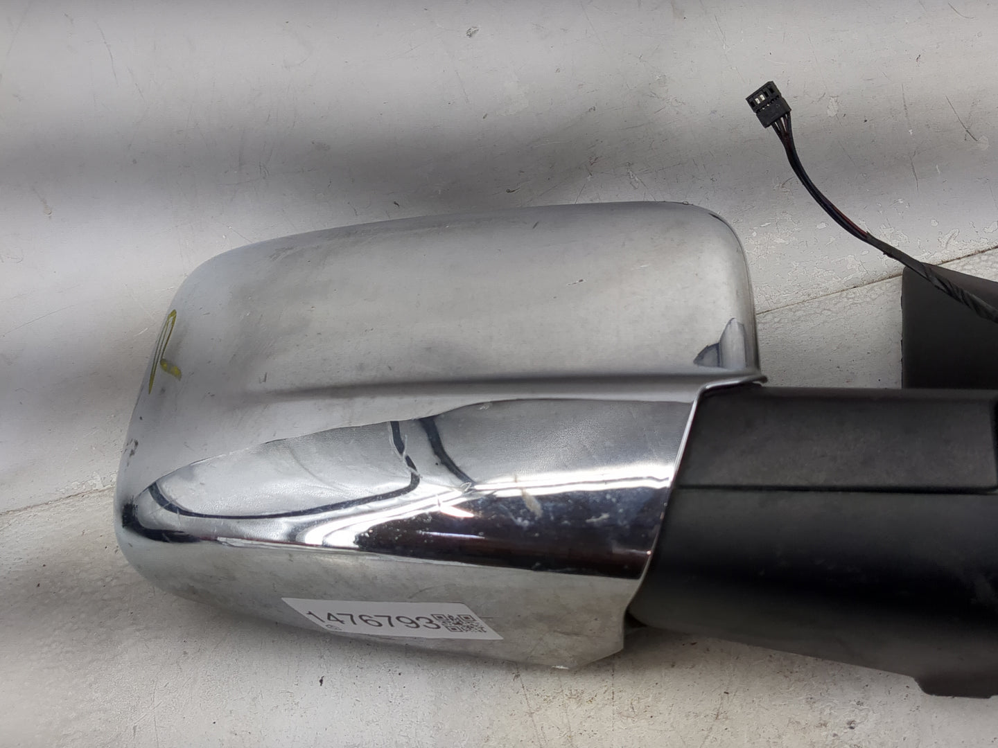 2013 Ram 1500 Passenger Side View Mirror - Right Door Mirror OEM Used - Oemusedautoparts1.com