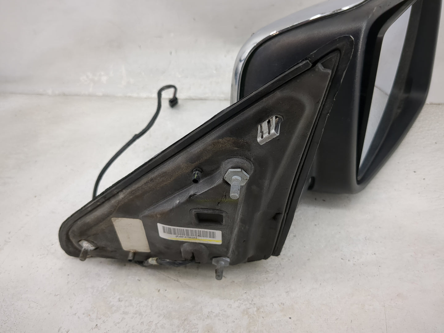 2013 Ram 1500 Passenger Side View Mirror - Right Door Mirror OEM Used - Oemusedautoparts1.com