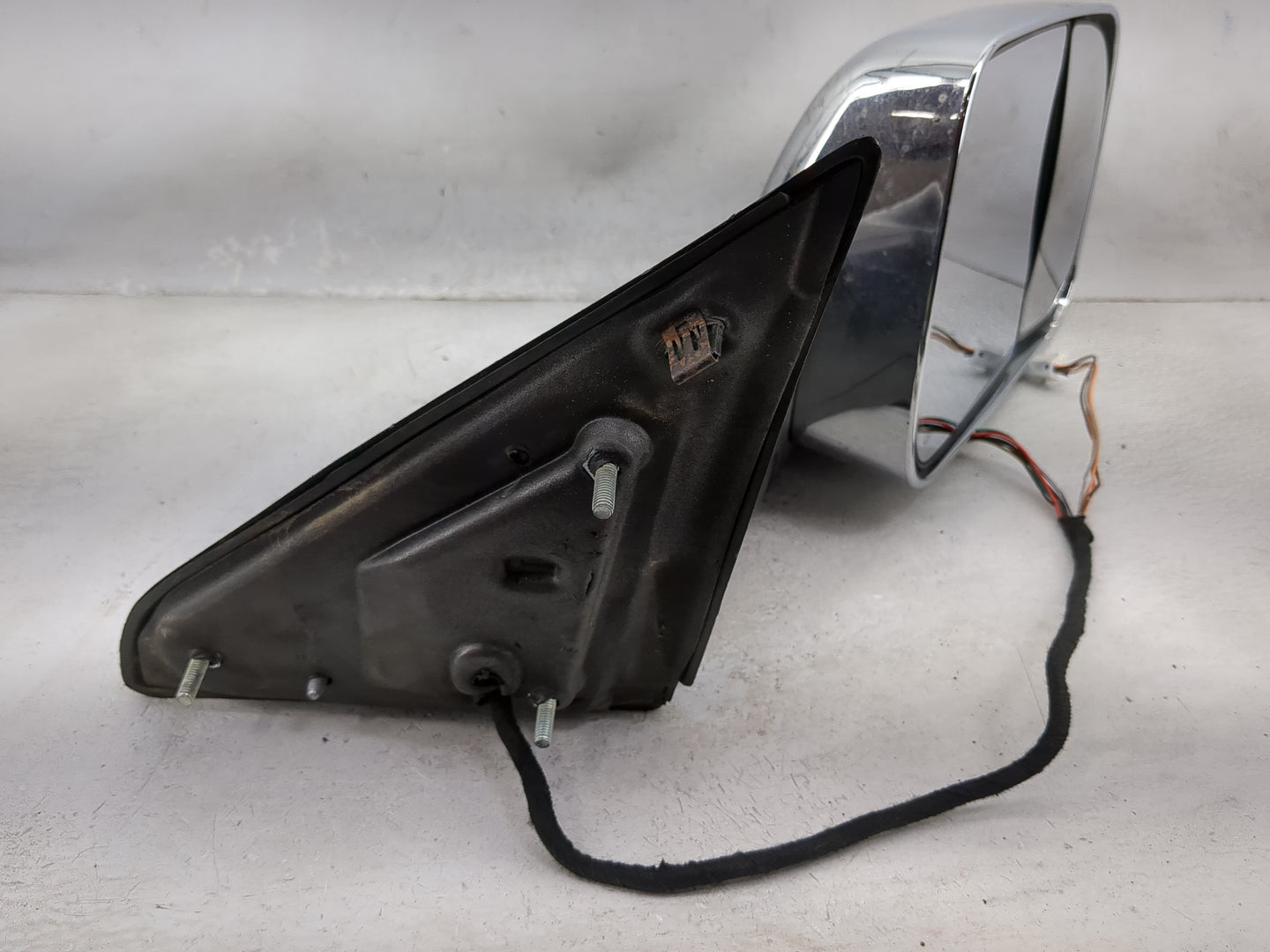 2013-2022 Ram 1500 Driver Side View Mirror - Left Door Mirror OEM Used - Oemusedautoparts1.com
