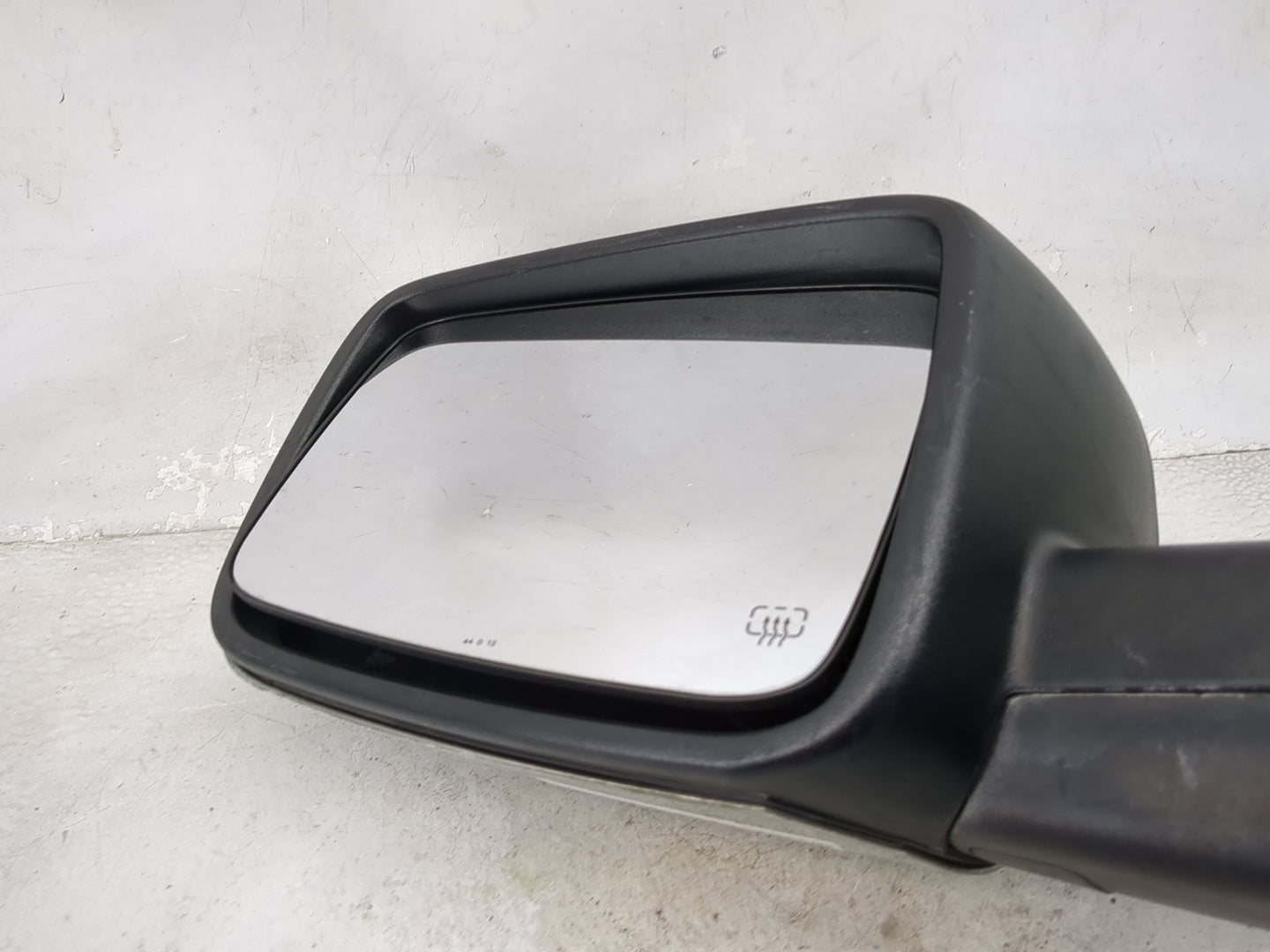 2013 Ram 1500 Driver Side View Mirror - Left Door Mirror OEM Used - Oemusedautoparts1.com