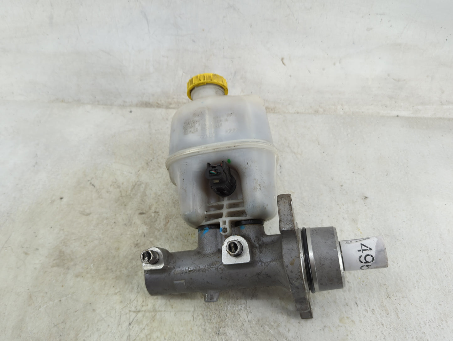 2011-2022 Ram 1500 Brake Master Cylinder 1496678 - Oemusedautoparts1.com